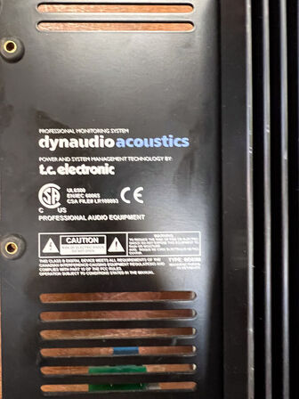2 stk. DYNAUDIO forstærkerpaneler til AIR serien