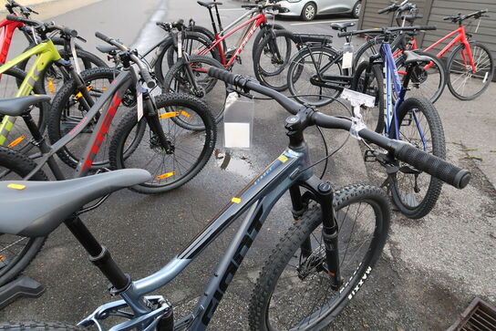 Mountainbike Giant Stance 29 2 Full Suspension S/29"