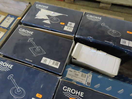 Palle med div. Brusehoveder og dele - GROHE