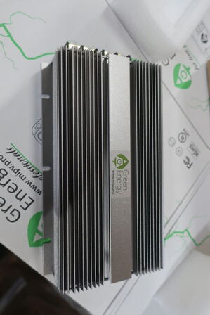 3 stk. booster GREEN ENERGY LAR 200 584W DC-DC