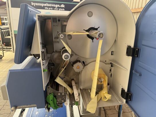 Labelmaskine BIZERBA inkl. kompressor & bord