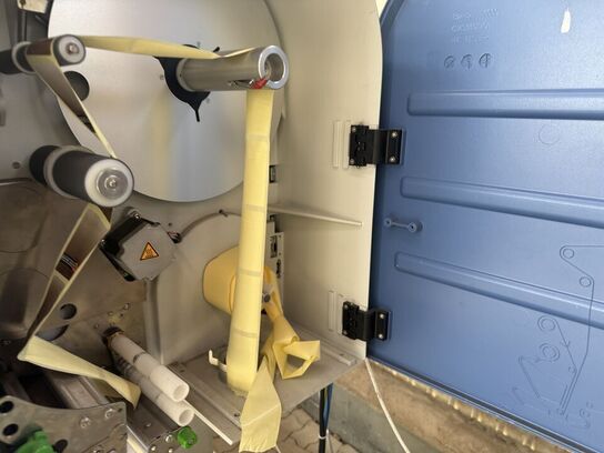 Labelmaskine BIZERBA inkl. kompressor & bord