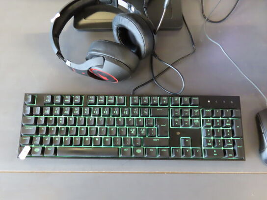 Komplet Gaming PC med Skærm, Mus og tastetur (SHARK GAMING, BENQ, STEEL SERIES)