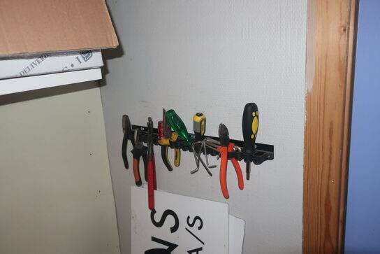 Diverse brevpapir med logo