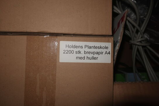 Diverse brevpapir med logo