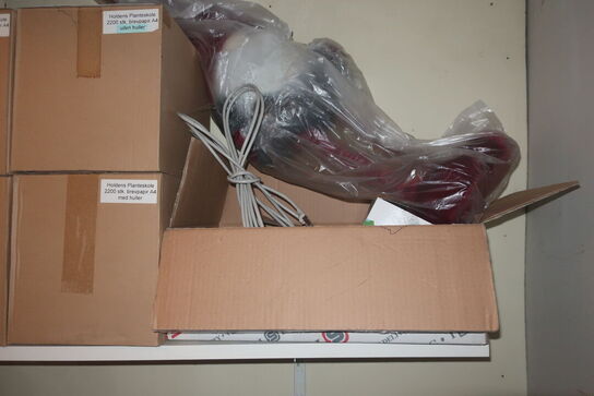 Diverse brevpapir med logo