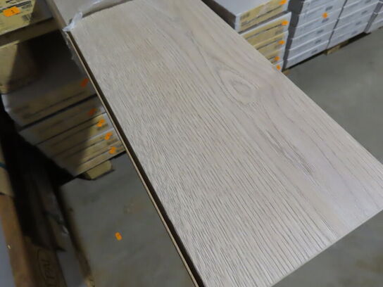 16 kvm. Parketgulv - Oak Contura stone gray