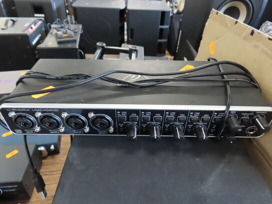Lydkort - BEHRINGER U-PHORIA UMC404HD