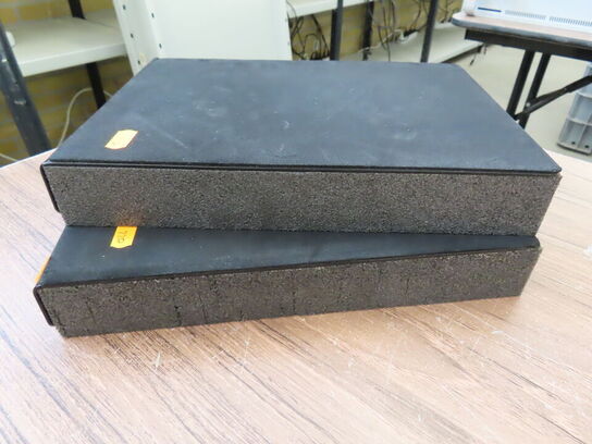 2 stk. Absoberende højtalerstande DYNAUDIO ACOUSTICS