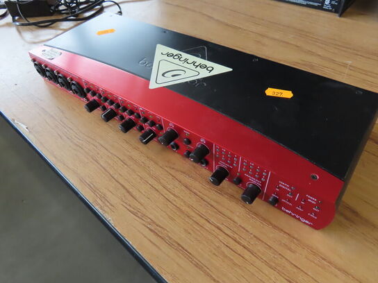 Lydkort - BEHRINGER FIREPOWER FCA1616