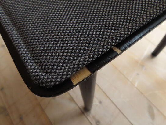 3 stk. Spisebordsstole i finer med polstret sæde