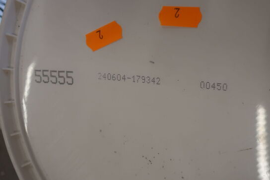 6 spande wall primer FLÜGGER 