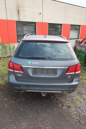Personbil MERCEDES E220 Bluetec diesel (momsfri) (uden afgift)