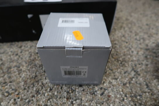 Væglampe LIGHT POINT Cube Mini LED Sort