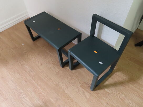 Bænk og stol til børn