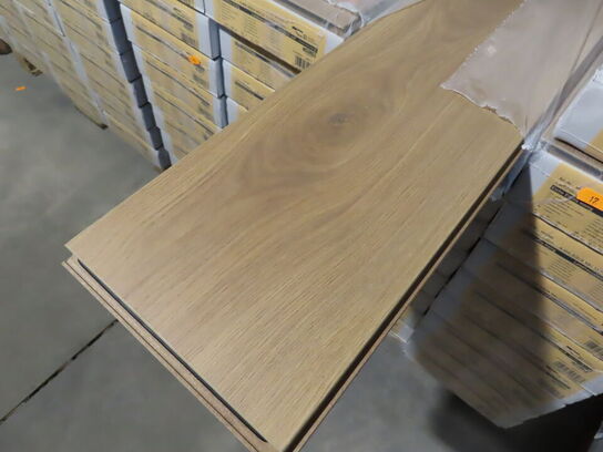 75 kvm. Parketgulv - Oak Emilia Honey