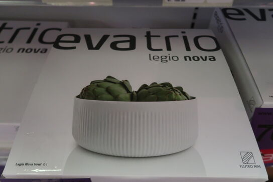 Eva Trio Legio Nova skål hvid 6 liter Ø28 cm