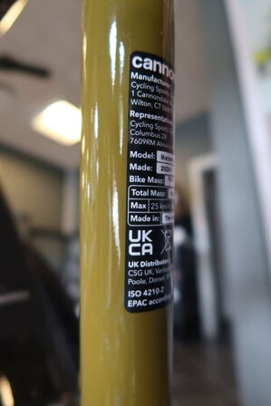 Elcykel CANNONDALE 29 U Mavaro OGN LG med batteri uden lader