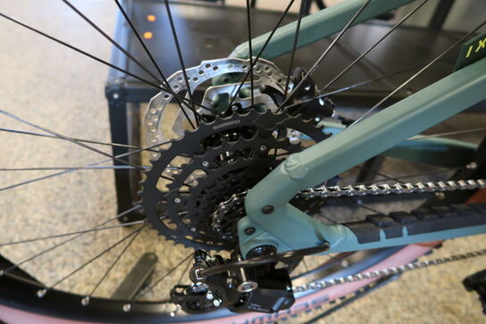 Elmountainbike IXGO MX-E Three 600 med batteri uden lader