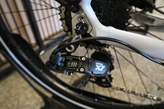 Elcykel BIANCHI T-TRONIK T DB X5/X7 9S E6100 med batteri uden lader