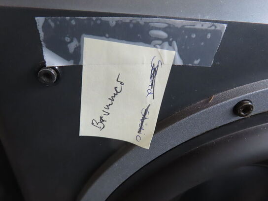 Højtaler DYNAUDIO AIRBASE 24 (Dette lot kan ikke sendes)