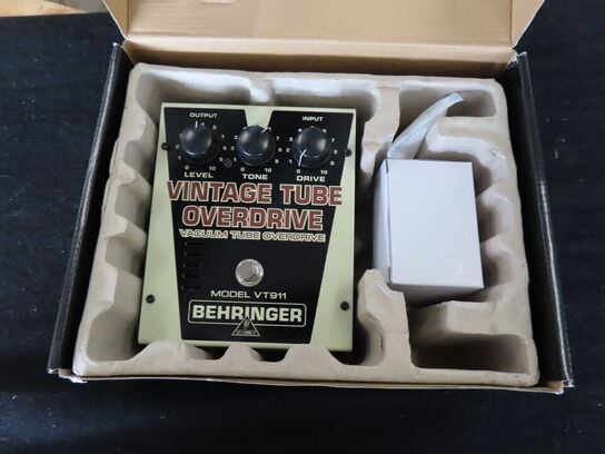 Guitarpedal - Vintage tube overdrive model VT911 - BEHRINGER