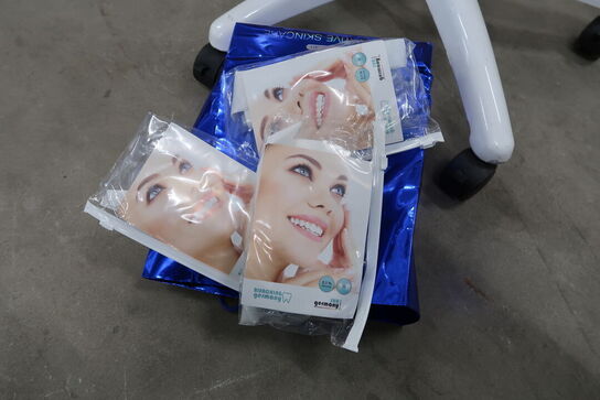 Lamp for tooth whitening smile effect