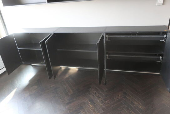 2 stk. væghængt reoler