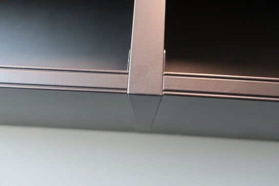 2 stk. væghængt reoler