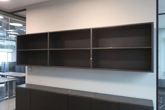 2 stk. væghængt reoler