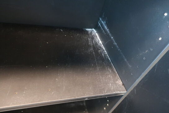 2 stk. væghængt reoler