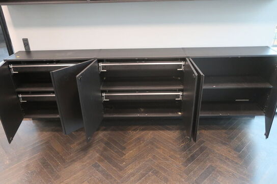 2 stk. væghængt reoler