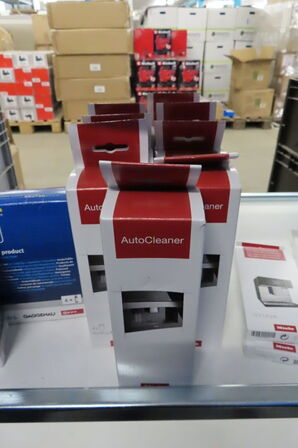 Diverse rengøringsartikler MIELE samt BOSCH