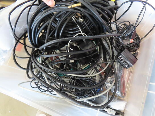 Palle med rester fra TC ELECTRONIC