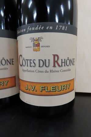 2 fl. Rødvin COTES DU RHÔNE 750ml