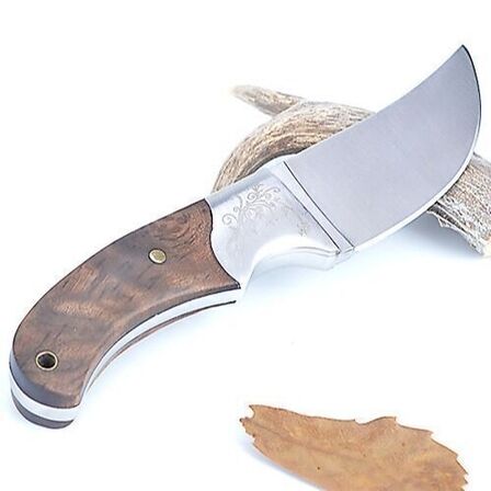 Graveret udendørskniv – til eventyr og friluftsliv, jagt, fiskeri