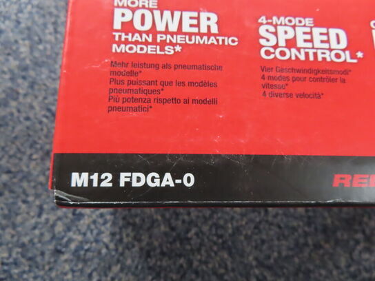 Vinklet Lynsliber M12  - MILWAUKEE M12 FDGA-0