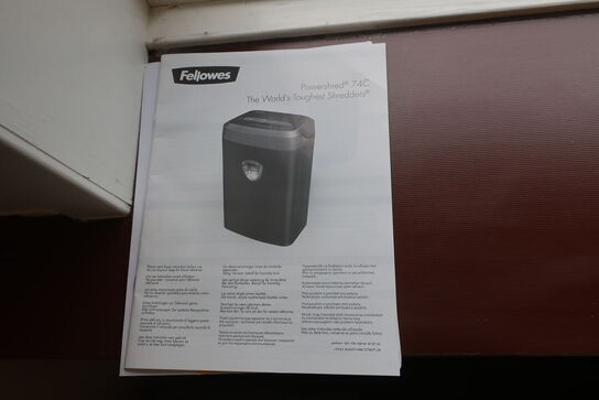 Makulator FELLOWES 74C