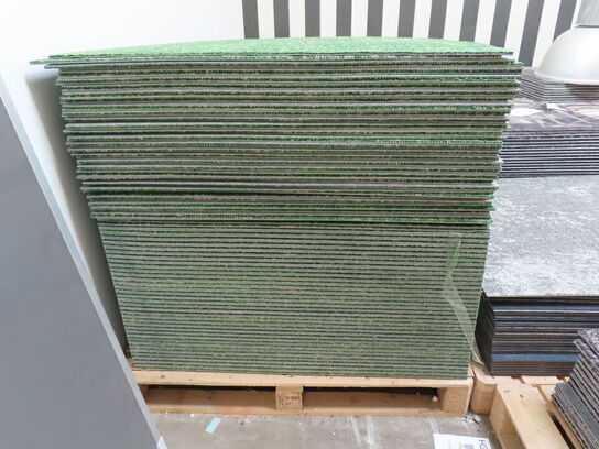 30 stk. Tæppefliser til kontor