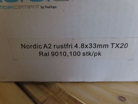 20 kasser. Rustfri skruer 4,8 x 33 mm med hvidt hoved