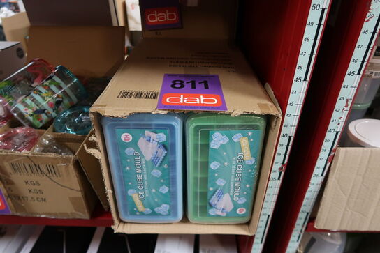 12 stk. Isterningeboks med bakke og ske