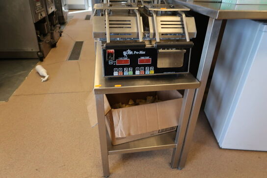 Rustfri stålbord med indhold (uden paninigrill)