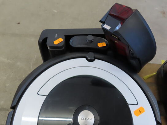3 stk robot støvsugere IROBOT ROOMBA