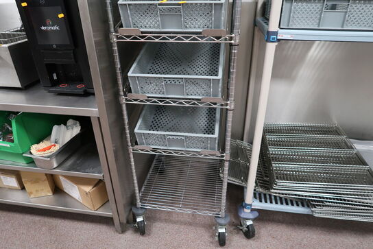 Stikvogn med indhold