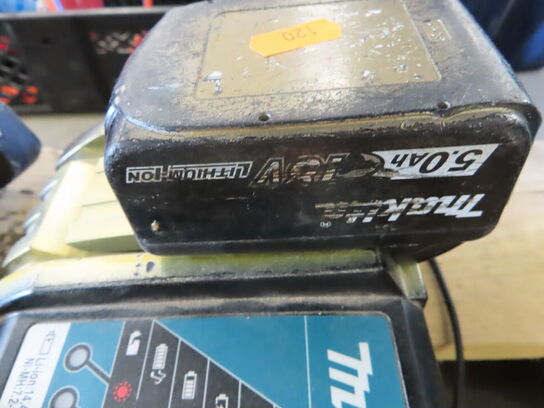 Boremaskine, oplader og Batteri - MAKITA DDF484