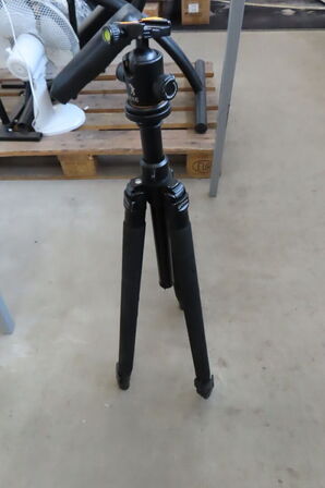Tripod 
