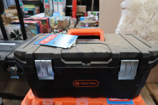 Tactix værktøjskasse 