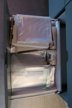 Div. IT-udstyr, kontorartikler samt julepynt