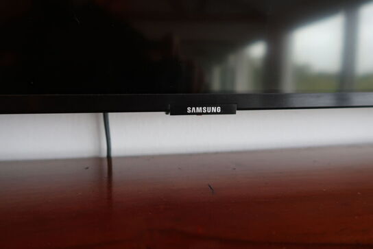 Fjernsyn SAMSUNG UE75TU6905KXXC