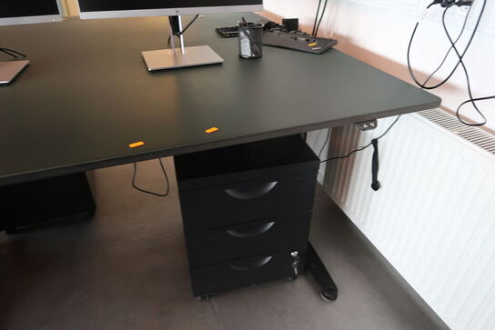 El. hæve/sænke skrivebord uden indhold med skuffemodul